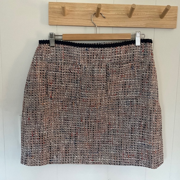 Ann Taylor Loft - Picture 1 of 2